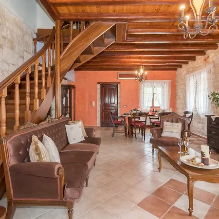 Villa Tourikis Village *