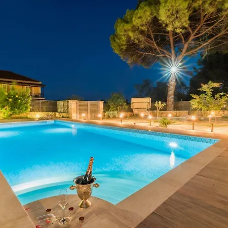 Tourikis Village Villa *