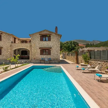 Tourikis Village * Vougiaton
