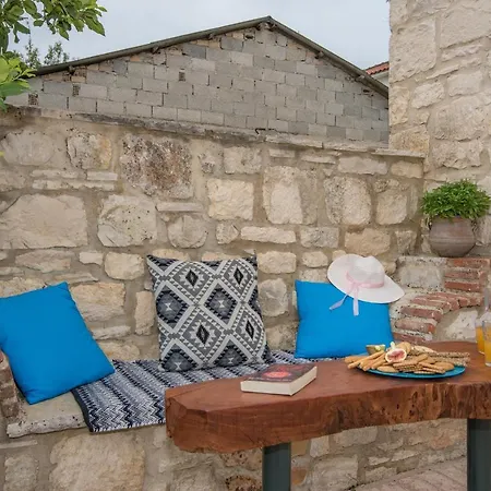 וילה Tourikis Village