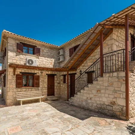 וילה Tourikis Village